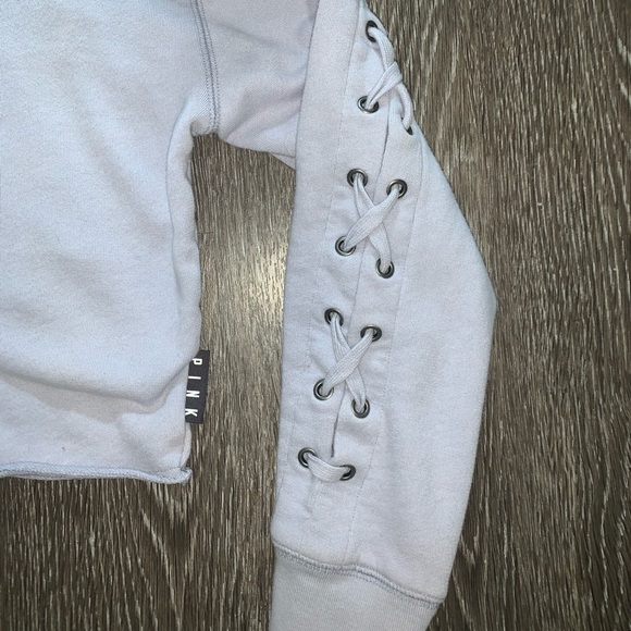 Cropped VS Pullover • Medium - Picture 2 of 5
